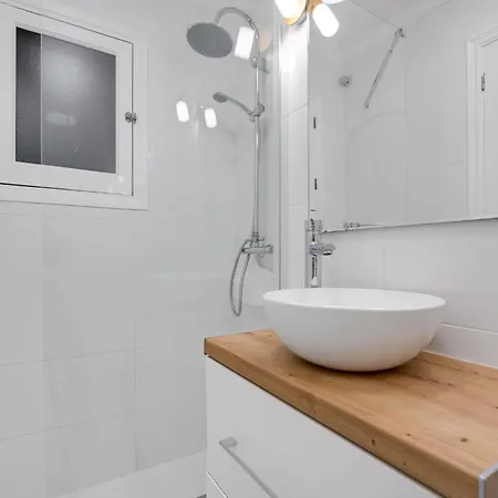 Апартаменти Beautiful Del Cura